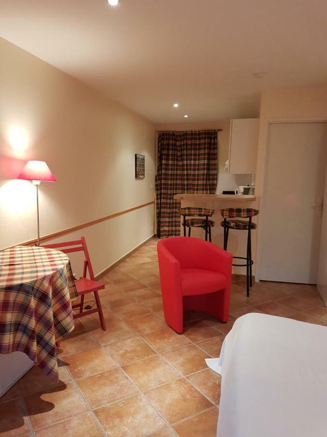 La Croix De La Jarrie Villa Châtres Екстериор снимка